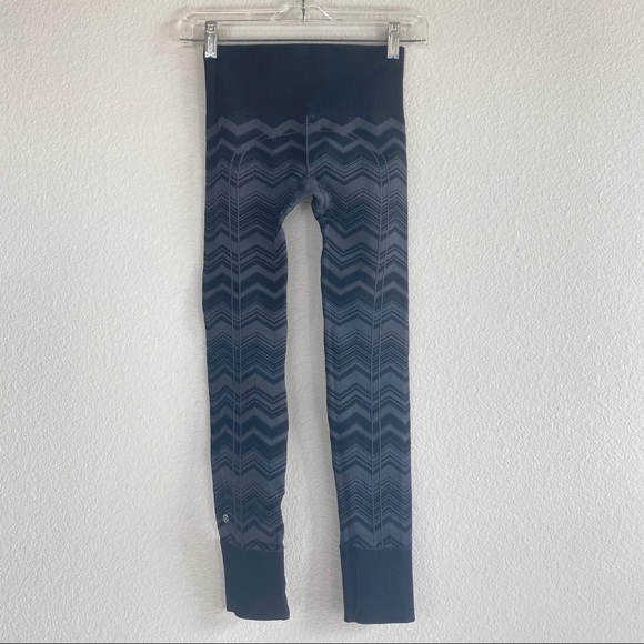 Lululemon Ebb to Street Pant Heathered Deep Coal 2 - Picture 11 of 12